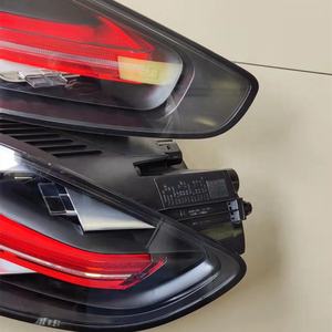 อะไหล่<span class=keywords><strong>ซ่อม</strong></span>และเปลี่ยนอะไหล่<span class=keywords><strong>รถยนต์</strong></span><span class=keywords><strong>ราคา</strong></span>โรงงาน ติดตั้งง่าย วัสดุ PP <span class=keywords><strong>ไฟ</strong></span><span class=keywords><strong>ท้าย</strong></span><span class=keywords><strong>รถยนต์</strong></span>สำหรับ Porsche 718 - Product Image 6