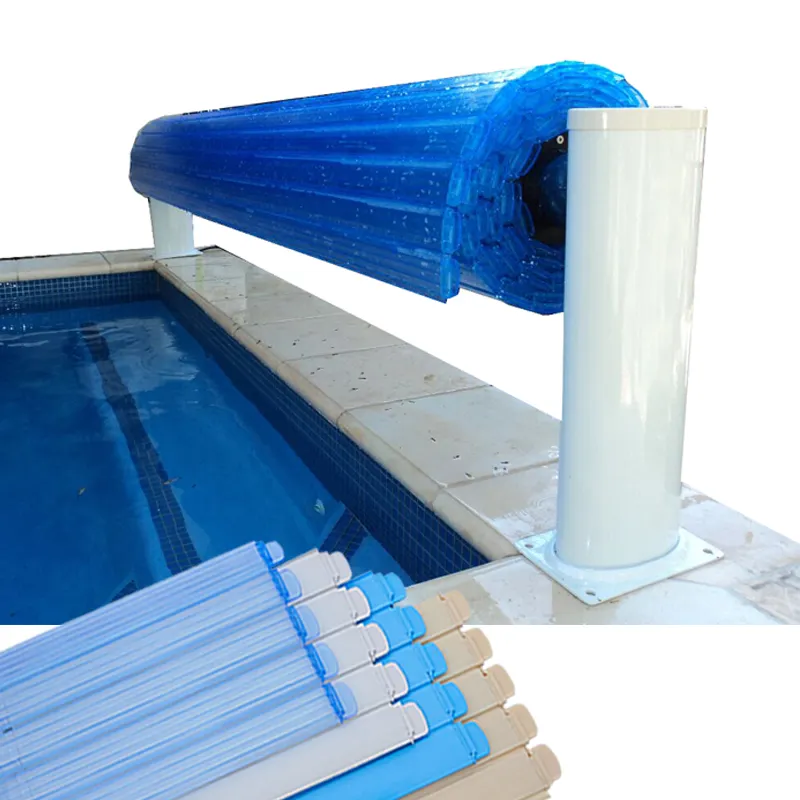 غطاء حمام سباحة احترافي قابل للطي مصنوع من كلوريد البولي فينيل معزول آليًا وجهاز تحكم عن بعد