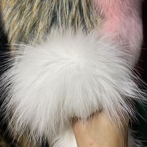 ウサギやフェイクファーポンぬいぐるみ大きなカラフルな本物のアライグマボール - Product Image 3