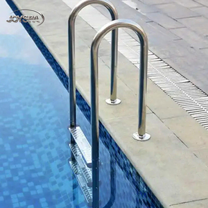 Échelle de <span class=keywords><strong>piscine</strong></span> en acier inoxydable 304, <span class=keywords><strong>prix</strong></span> d'usine, extérieur avec main courante de sécurité pour échelle de <span class=keywords><strong>piscine</strong></span> - Product Image 2