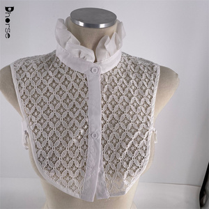 Gros <span class=keywords><strong>Crochet</strong></span> Blanc et Noir Amovible <span class=keywords><strong>Faux</strong></span> Cou Dentelle <span class=keywords><strong>Col</strong></span> Élégant - Product Image 2