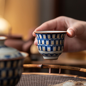 Taza individual de porcelana cilíndrica Guanlan Ru Kiln, taza de maestro personal para té Kung Fu - Product Image 2
