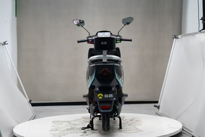 Trottinette électrique intelligente 800W 72V, vitesse maximale 60 km/h, réparation en un clic, régulateur <span class=keywords><strong>de</strong></span> vitesse 3 vitesses, application Bluetooth, TCS, écran LED 7 pouces, dossier, OTA, <span class=keywords><strong>Moto</strong></span> Électrique - Product Image 4