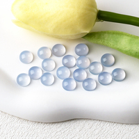 Calcedoine bleue ronde de haute qualité, disponible en différentes formes et tailles pour la personnalisation de bijoux haut de gamme