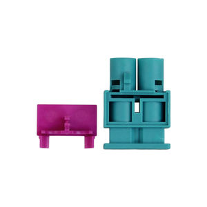 <span class=keywords><strong>Adaptateur</strong></span> d'<span class=keywords><strong>antenne</strong></span> de voiture double <span class=keywords><strong>FAKRA</strong></span> vers DIN avec alimentation fantôme 12V pour l'installation de radios de rechange - Product Image 4