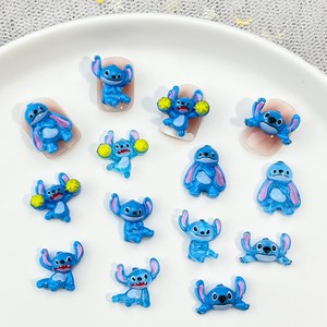 Dibujos animados japoneses dientes azules elfo bailando sentado resina artesanía decoración Mini caja de basura Nail Art Charms PIEZAS DE MANICURA - Product Image 1
