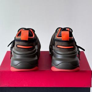 Chaussures de sport respirantes et antidérapantes de haute qualité pour hommes, idéales pour l'été et l'automne, pour le basketball et le skateboard - Product Image 5