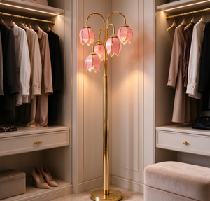 Lampe sur pied LED Tulipe moderne la plus vendue, base E26, abat-jour rose, design floral en fer et verre pour salon, chambre et bureau - Product Image 1
