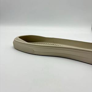 Suelas de Goma Verde para Hombre de Alta Calidad Kezhi International, Antideslizantes, Ligeras, Resistentes al Agua, Flexibles, 2 cm - Product Image 3