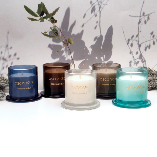 Luxury Glass Jar Christmas Scented Candle Home Decor Soy Wax Candle Seasonal Gift Candle Wholesale Private Label Supplier