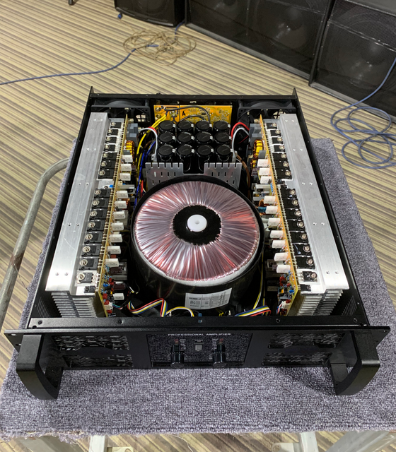 3U High Quality Amplifier Professional High-Power Audio Amplifier Class TD Amplifier 2*2300w Subwoofer Sound Amplifier Equipment