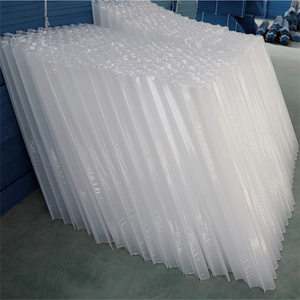 Relleno Hexagonal de Panal de Abeja de PP Ligero y Duradero, Blanco y Azul, de 50 mm, para Tratamiento de Aguas Residuales - Product Image 2