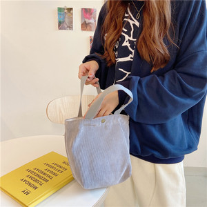 Sacs à provisions fourre-tout en velours coloré avec logo personnalisé Sacs à <span class=keywords><strong>main</strong></span> de rangement en velours côtelé avec design personnalisé - Product Image 4