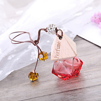 Flacon de diffuseur de parfum de voiture suspendu de 8ml avec logo personnalisé Flacon vide de diffuseur de parfum en verre pour voiture