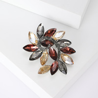 Bros Kristal Marquise Spiral Swirl Berlapis Emas, Pin Rhinestone Warna Campuran Bentuk Vortex Vine, Hadiah Pernikahan, Pesta, Jas, Mantel