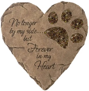 Nuova Pietra Commemorativa a Forma di Cuore per Animali Domestici, Targa in Resina con Impronta della Zampa Incisa 'Sempre nel Mio Cuore' - Product Image 1