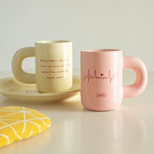 <span class=keywords><strong>Tazas</strong></span> <span class=keywords><strong>de</strong></span> Café <span class=keywords><strong>de</strong></span> Cerámica Creativas <span class=keywords><strong>para</strong></span> Parejas, <span class=keywords><strong>Diseño</strong></span> Exclusivo, Alto Valor Estético, Estilo Influencer <span class=keywords><strong>de</strong></span> Chaozhou, <span class=keywords><strong>para</strong></span> Ceremonia <span class=keywords><strong>de</strong></span> Boda - Product Image 3