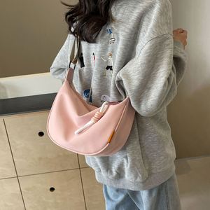 Nuevo Bolso de Hombro Tipo Hobo de Nailon Resistente al Agua para Mujer, Color Sólido, Moderno, Versátil, de Gran Capacidad, Bandolera - Product Image 1