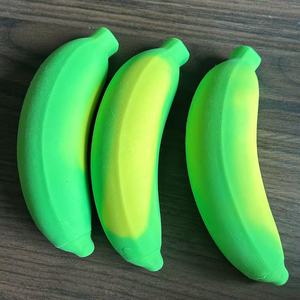 Nouvelles balles anti-stress géantes en forme de banane, fraise et carotte, remplies de farine, à retour lent, vente en gros - Product Image 2