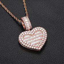 Pendentif Cœur en Or Rose avec Moissanite, Micro-Pavé, Charme Romantique, Bijou Unisexe pour Tous les Jours - Product Image 2