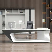 Ensemble de table et de chaises de bureau en bois moderne, design modulaire extensible et convertible pour bureau à domicile