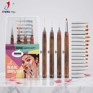 Oferta Especial: Juego de Pinceles para Uñas Patentado de 4 Piezas + 16 Puntas de Repuesto, Pincel de Gel UV con Mango Retráctil, Herramienta para Arte de Uñas - Product Image 1