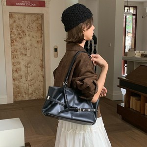 Niche Design Korean Style Tote Bag Black Large Capacity Horizontal <b>Square</b> Solid Color Women's Everyday Outfits Fall 2025 - Product Image 2