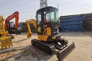 Miniexcavadora de orugas hidráulica de 5 toneladas Komatsu PC35MR usada, modelo con motor de bomba japonés original, núcleo de motor, componentes PLC - Product Image 2