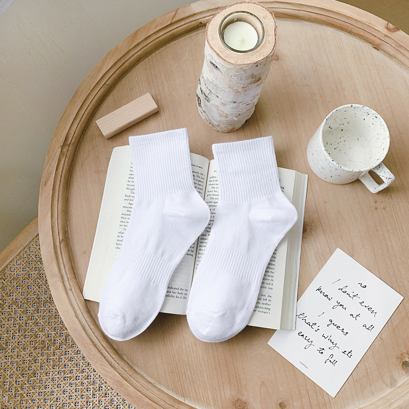 Rubber band [white middle tube]]