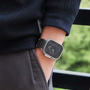 Bracelet de montre en titane élégant pour Apple Watch avec boucle pour LWatch SE 6 7 8 9 10 11 42 46 49 mm - Product Image 4