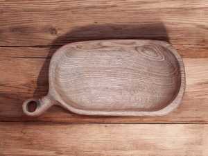 ถาดไม้เนื้อแข็งที่ทำด้วยมือสำหรับการให้บริการอาหารและเครื่องดื่มทนทานและมีสไตล์ที่สมบูรณ์แบบสำหรับการรับประทานอาหารในห้องครัวและการตกแต่งบ้าน - Product Image 3