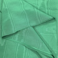 Nouveau design Tissu polyester moiré en stock Tissu fini effet moiré Tissu gaufré à effet visuel 3D pour robes et sacs