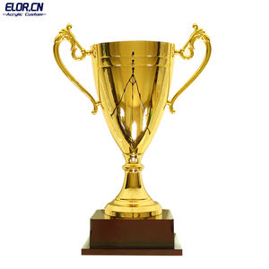 Grand trophée en métal doré Elor avec base en bois pour les événements sportifs des élèves des écoles Prix élégant souvenir d'honneur - Product Image 2