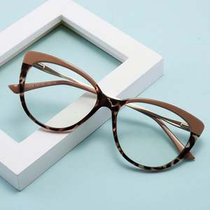 Gafas de Sol Cat Eye TR90 con Bloqueo de Luz Azul, Diseño Personalizado con Logotipo, Antirreflejos, para Mujer - Product Image 4