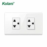 Deux prises mini 3 broches côte à côte sur une plaque horizontale, 16A 250V, prise modulaire blanche en PC pour les murs des chambres d'hôtel et d'appartement