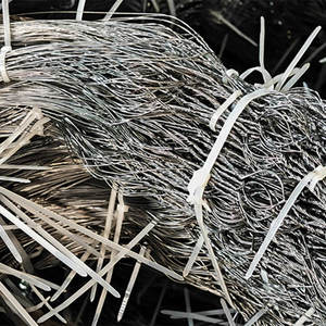 Rete elettrica ad alta sicurezza della barriera del carro armato della rete metallica di acciaio Anti con la consegna di bassa visibilità di Putanka MZP alla Russia ucraina - Product Image 2