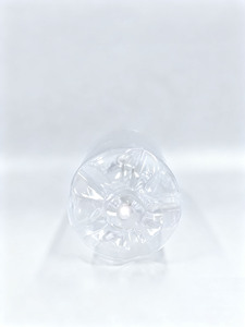 Thân Thiện Với Môi 2 Lít <span class=keywords><strong>Pet</strong></span> Nhựa Trong Suốt Uống Chai Vòng Trong Suốt Nước Trái Cây & Soda Chai Với Vít Cap Con Dấu - Product Image 5