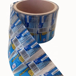 <span class=keywords><strong>PVC</strong></span> Shrink Sleeve In Rolls Shrink Sleeve Nhãn Nước Giải Khát Đóng Chai Không Thấm Nước Chấp Nhận Chi Phí Máy In Nhãn Nước Đóng Chai - Product Image 2