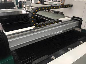 Sac lazer kesme makinesi için profesyonel x-ekseni Metal kesme parçaları yüksek kaliteli 450nm 650nm 1064nm ışın