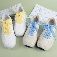 Lacets plats en satin de polyester doux de 1,5 cm de large, paire, motif écossais coloré, sportifs pour baskets femme