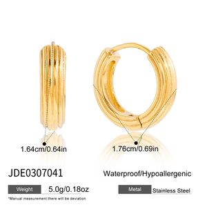 J & D Minimalistische Hoepel Oorbel 18K Verguld Roestvrij Staal Mode Getextureerde Oorringen - Product Image 6