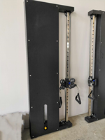 Machine de musculation murale à double câble et multi-poulies en acier/métal pour usage commercial et domestique en salle de sport