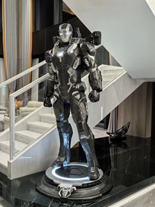 Estatua de <span class=keywords><strong>War</strong></span> Machine Mark 3 de Marvel Avengers a Escala 1:1 con Luz LED, Resina de Fibra de Vidrio, Decoración Coleccionable - Product Image 4