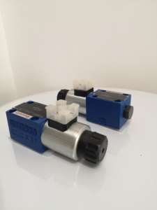 Soldes de saison : Solénoïde hydraulique M-3SED6UK14/350CG24N9K4 en stock - Product Image 6