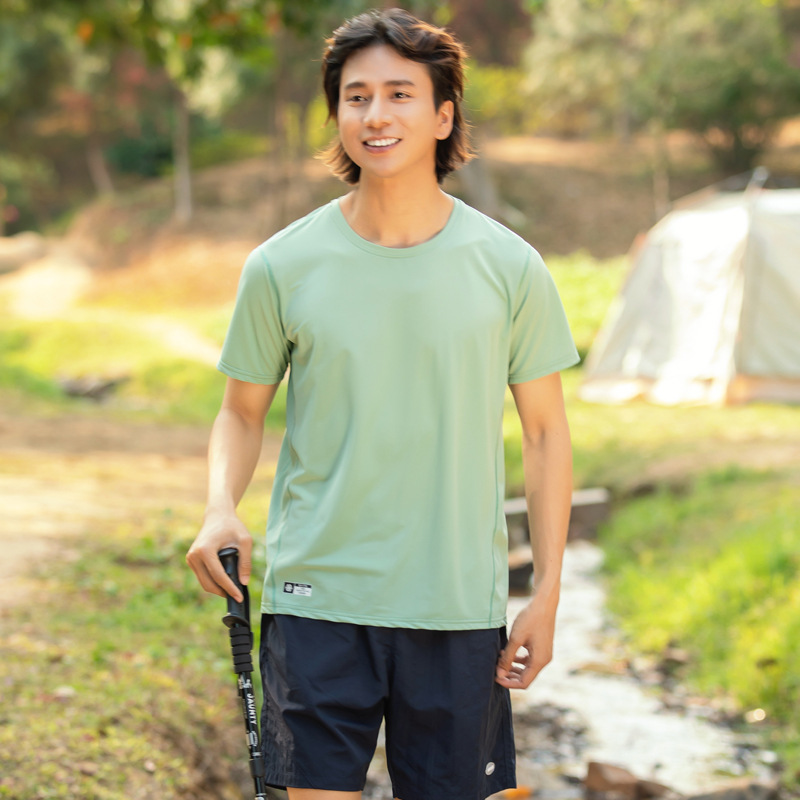 Herbe verte pour hommes