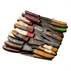 Couteau de chasse et de survie à lame fixe mini, en acier Damas artisanal, pointe tombante, manche en bois, qualité industrielle, pour revendeurs OEM 58/60 - Product Image 2