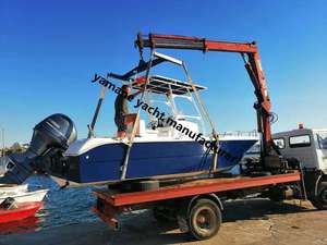 Fabricante de Yates y Embarcaciones, Yate de Pesca de 24 pies (7.20 m) con Consola Central de Fibra de Vidrio y Toldo, Ferry de Pesca, Hecho en Vietnam - Product Image 4