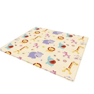 Tapis d'éveil Huaying pour bébé 180x150cm, épais, imperméable, pour nourrissons et tout-petits, jouet doux avec imprimé animal - Product Image 1