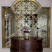 Paravent en acier inoxydable sculpté à motif nuage, style chinois, sur mesure pour l'aménagement intérieur commercial