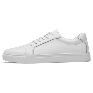 Chaussures blanches en cuir véritable OEM souples pour hommes, style à lacets, respirantes, baskets décontractées pour hommes - Product Image 1